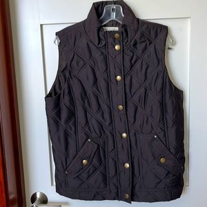 Brown puffer vest. Jones Sport size large.